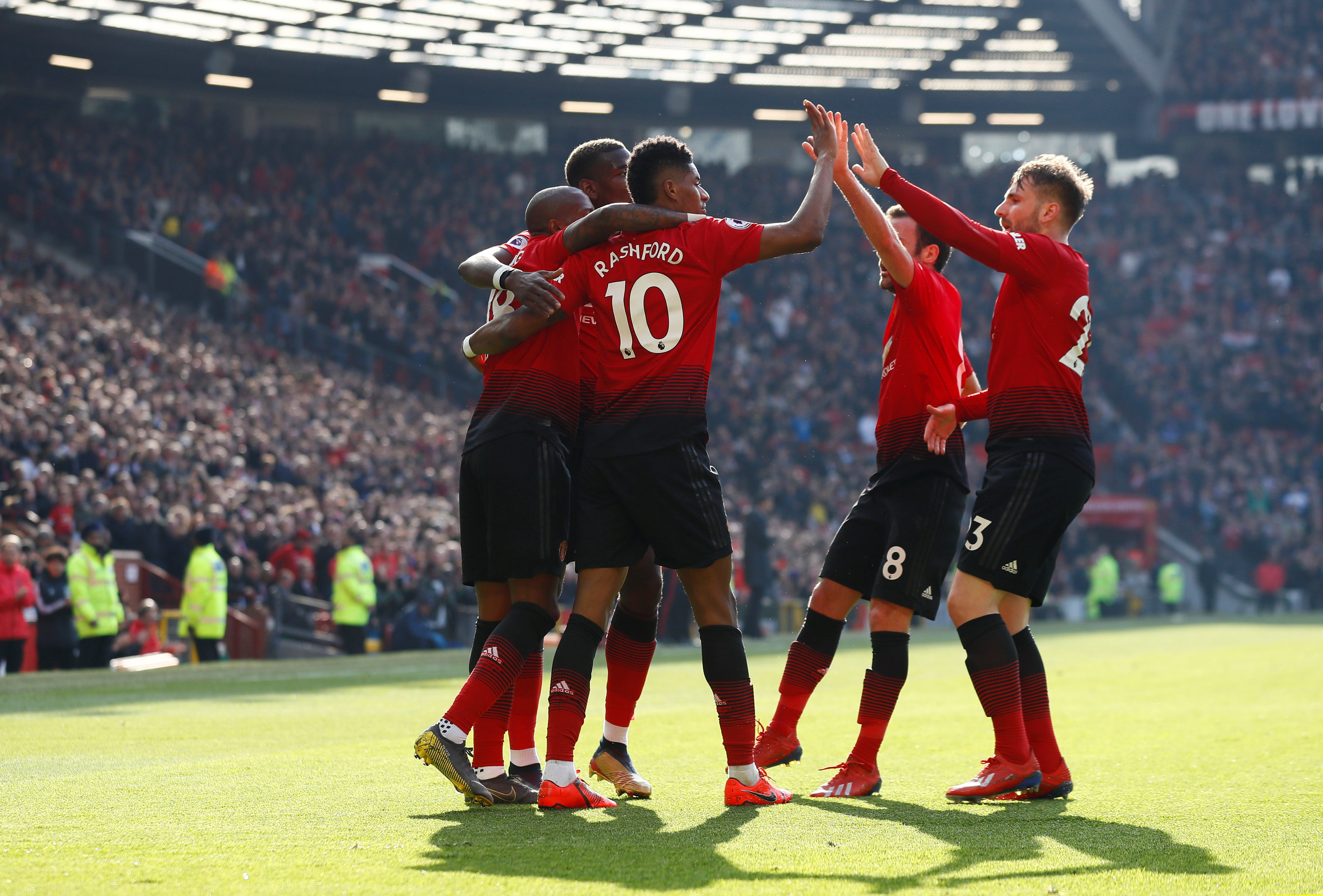 及助攻队友 及助攻队友